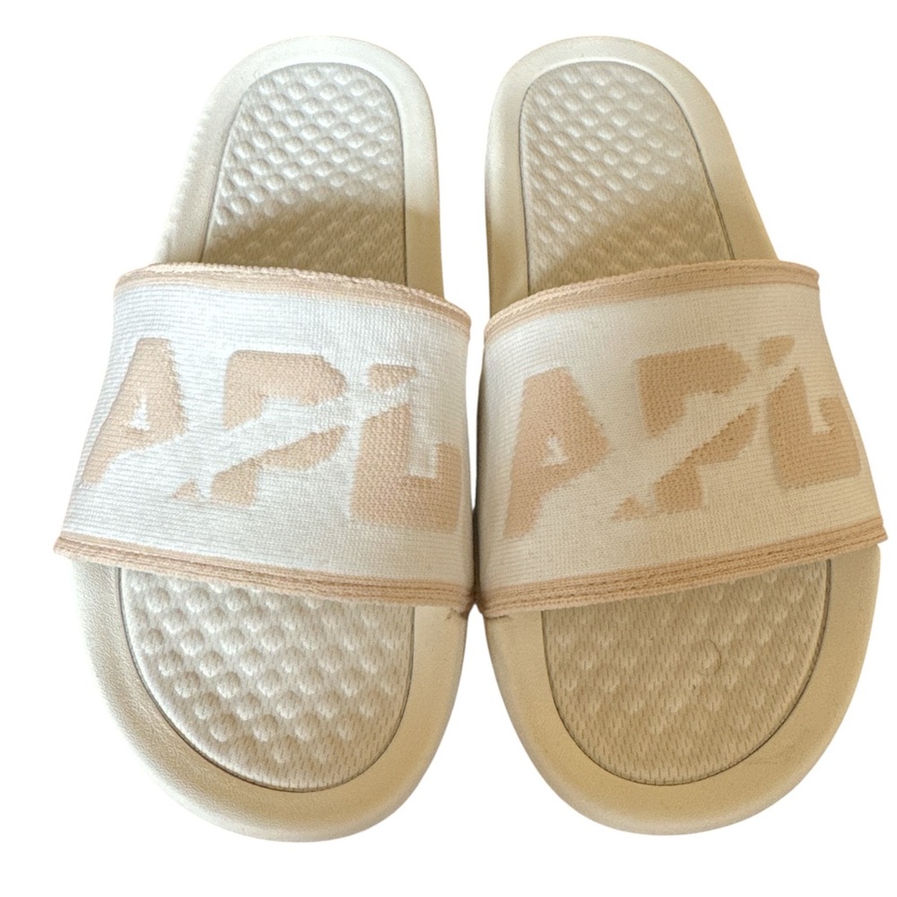 ✨NEW-NEVER WORN APL Techloom White and Tan Lettering APL Slides-Size 7 ✨